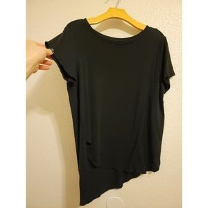 Womens Halogen size M all black tee